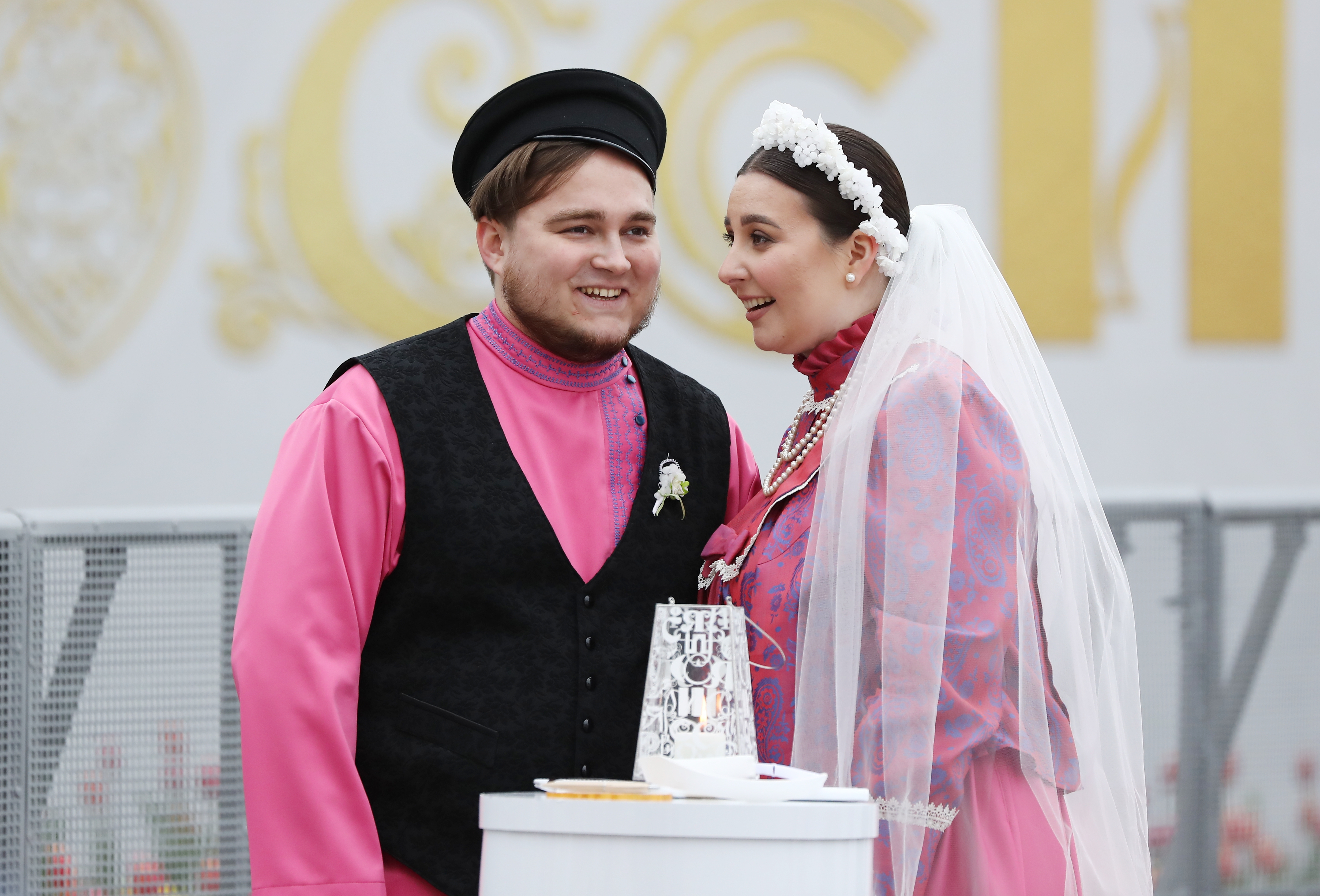 Выставка "Россия". Праздничный концерт для молодоженов в рамках Всероссийского свадебного фестиваля