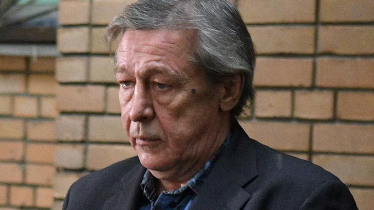 Михаил Ефремов