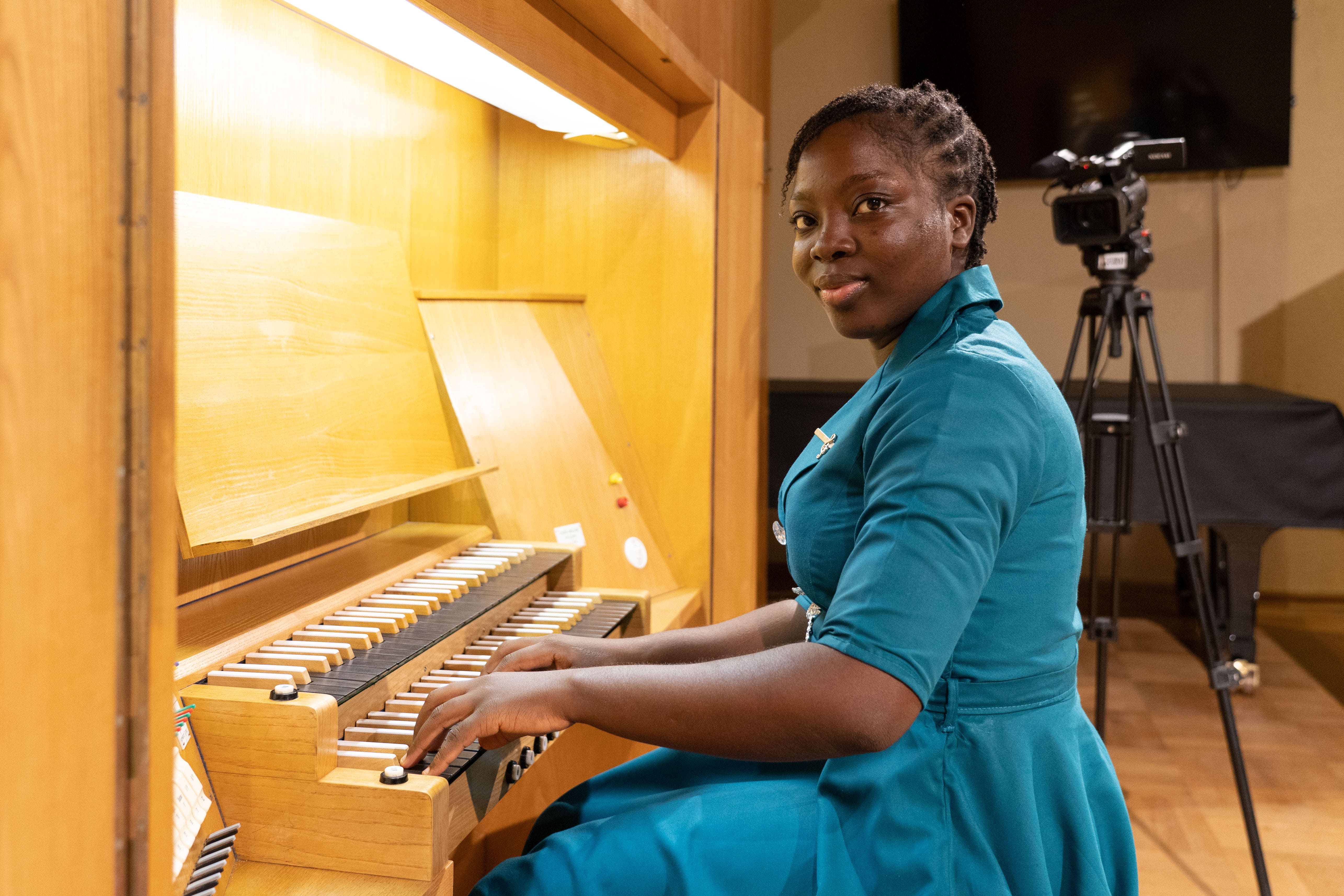 Конкурс Таривердиева_участница из Нигерии, фото пресс-служба