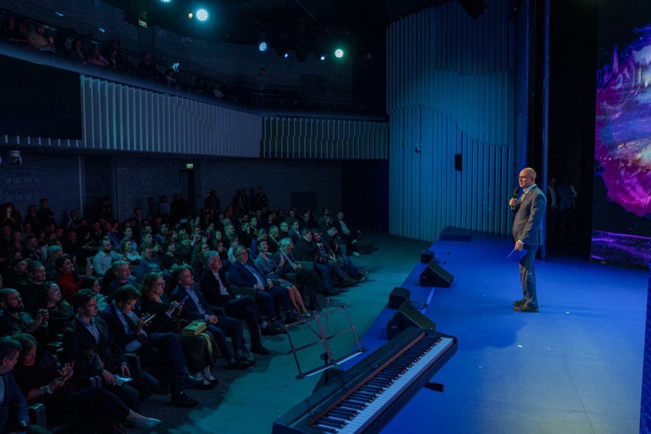 Фото Александр Захарченко, Премия История будущего