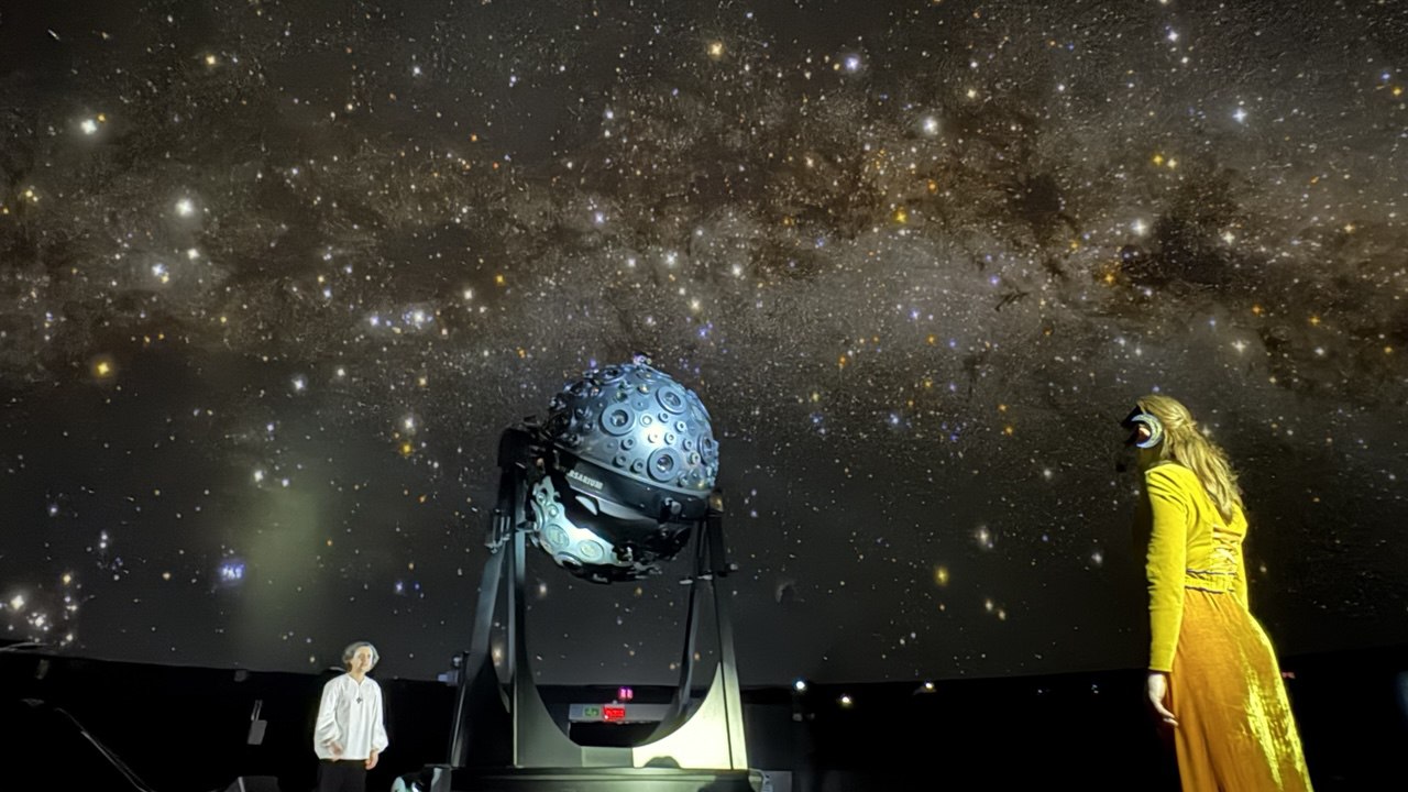 Мультимедийный спектакль «Коперник»